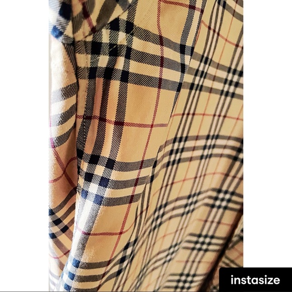 Burberry Button Down - Picture 5 of 9